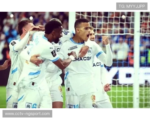 斯特拉斯堡在英格兰主帅指引下崛起 成为法甲新黑马 斯特拉斯堡在英格兰主帅指引下崛起 成为法甲新黑马